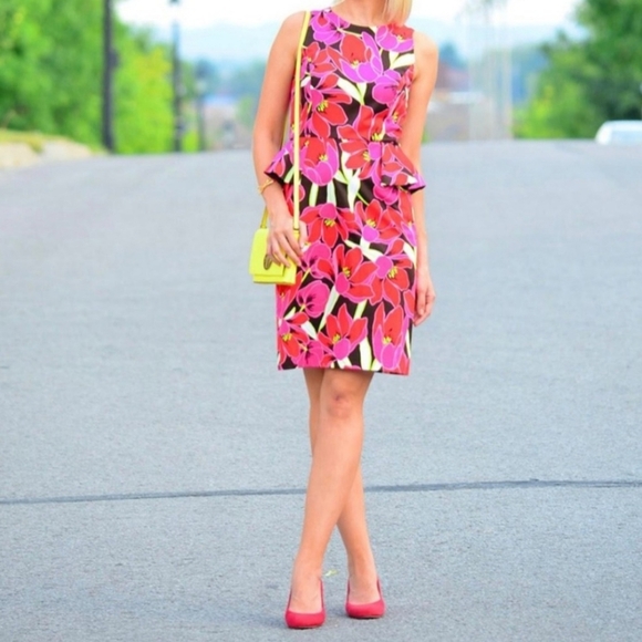 Kate Spade Red and Pink Tropical Floral Peplum Sleeveless Sheath Dress NWOT 4 - Picture 3 of 13